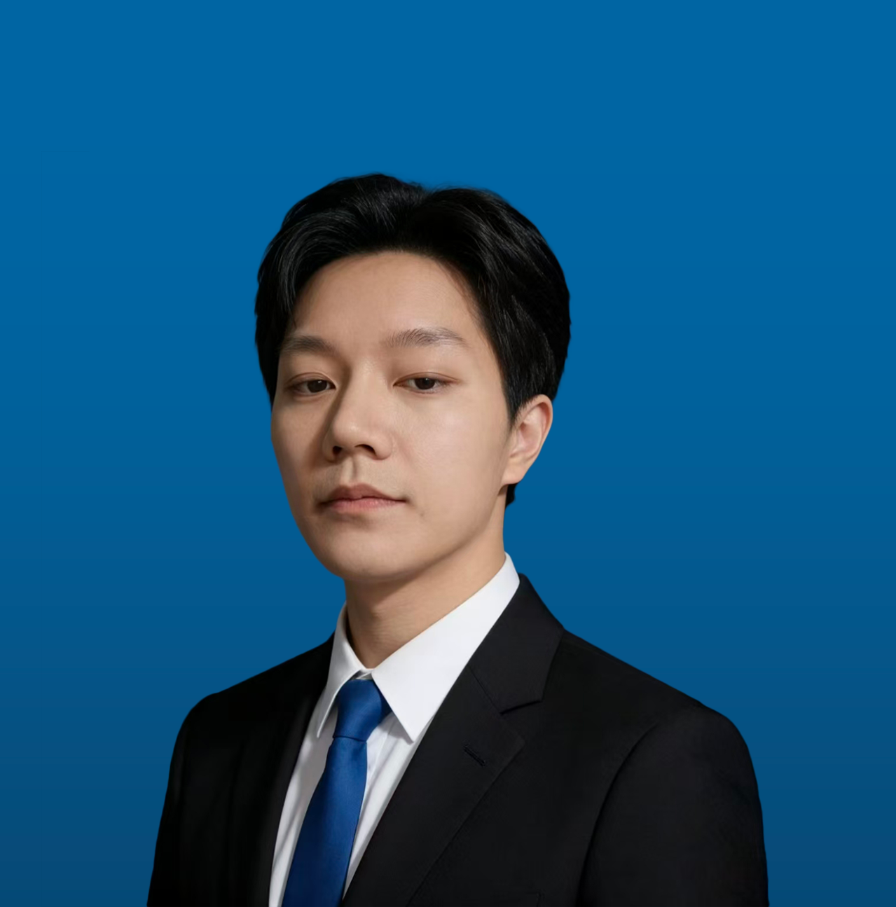 陈博文蓝色1.png